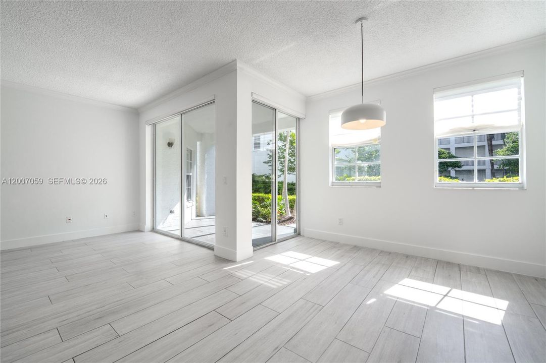 Active With Contract: $590,000 (3 beds, 2 baths, 1320 Square Feet)