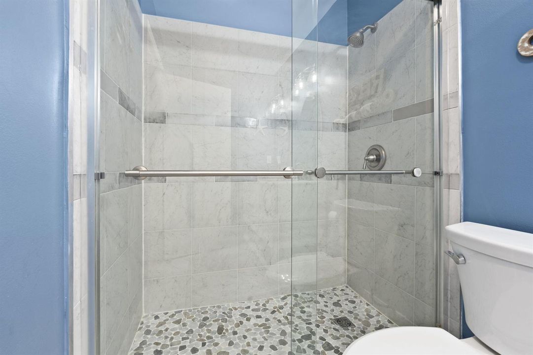 OWNERS BATH