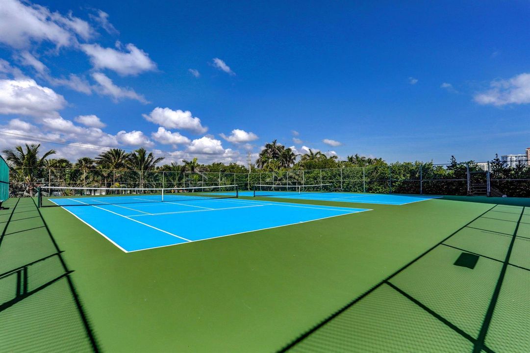 Tennis