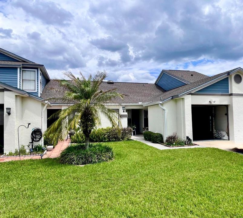 29 Lakepointe garage o