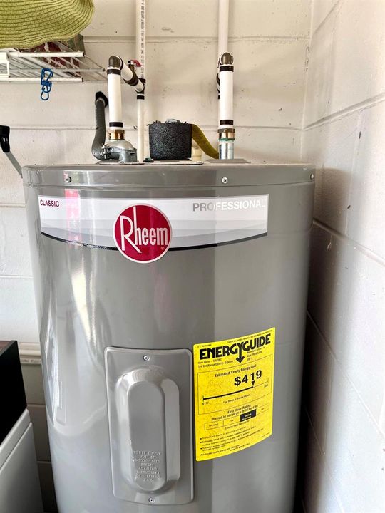 29 Lakepointe water heater