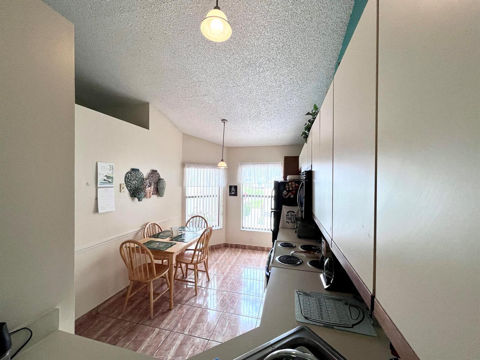 29 Lakepointe window