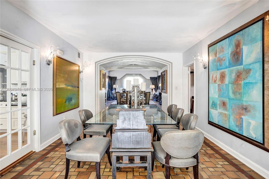 Active With Contract: $1,499,000 (4 beds, 4 baths, 2380 Square Feet)