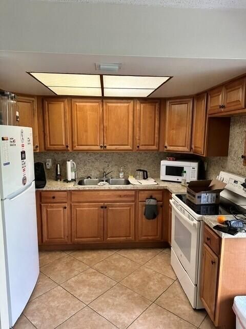 Duplex 1 Kitchen