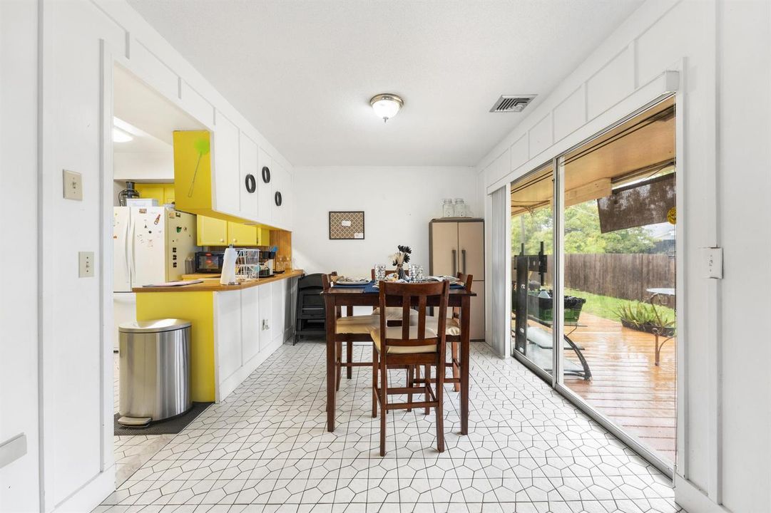 House Dinning Room