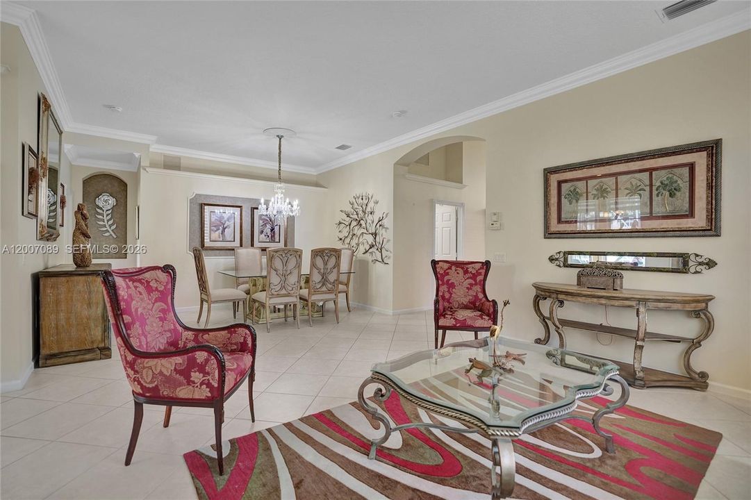 For Sale: $550,000 (3 beds, 2 baths, 2099 Square Feet)