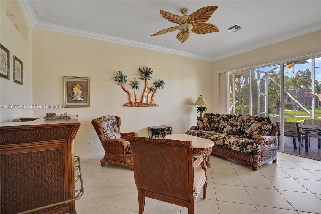 For Sale: $550,000 (3 beds, 2 baths, 2099 Square Feet)