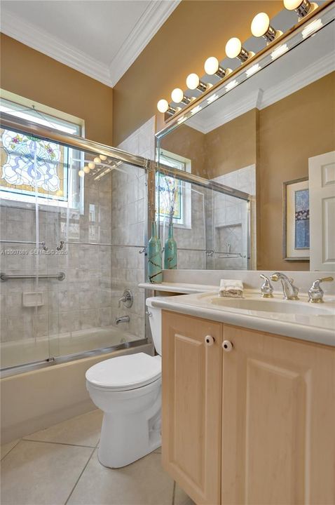 For Sale: $550,000 (3 beds, 2 baths, 2099 Square Feet)