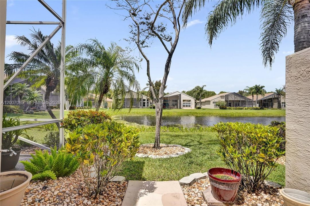 For Sale: $550,000 (3 beds, 2 baths, 2099 Square Feet)