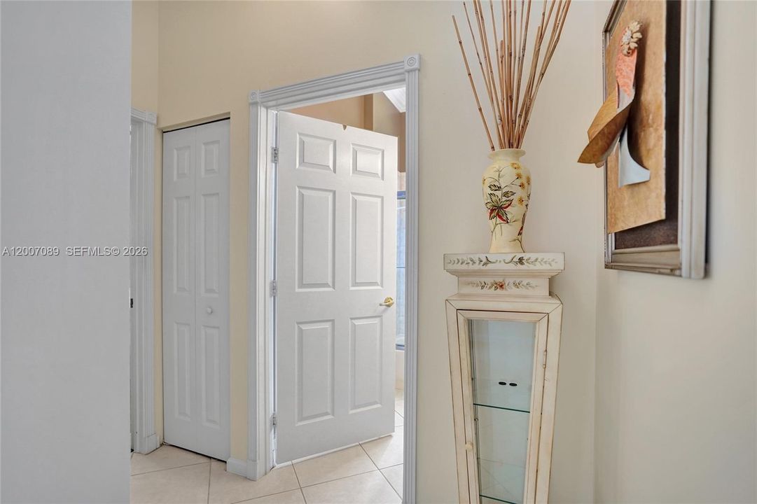 For Sale: $550,000 (3 beds, 2 baths, 2099 Square Feet)