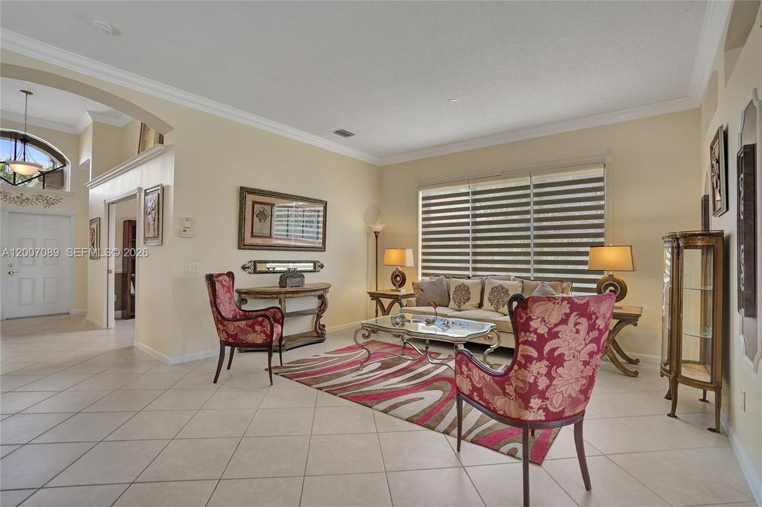 For Sale: $550,000 (3 beds, 2 baths, 2099 Square Feet)