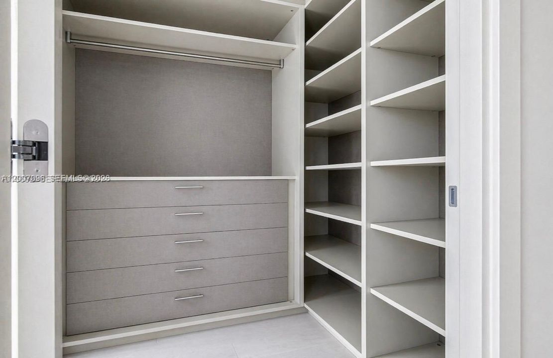En Renta: $45,000 (4 camas, 5 baños, 3342 Pies cuadrados)