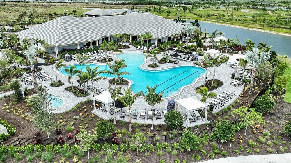 Esplanade at Tradition Community Amenities
