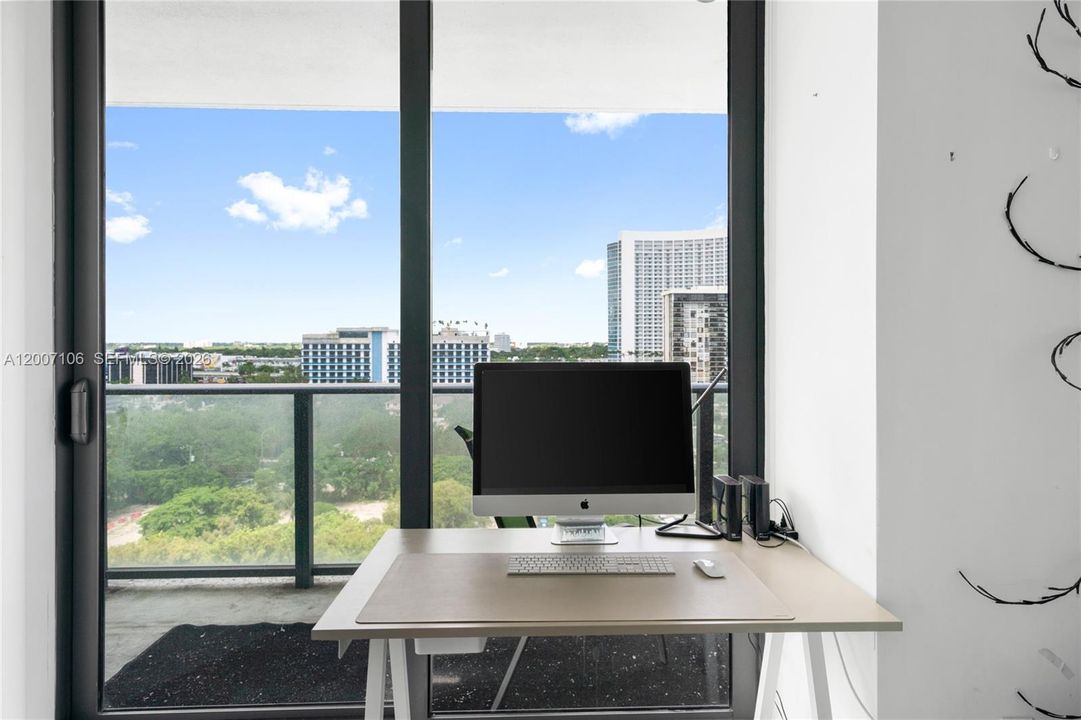 En Venta: $599,000 (2 camas, 2 baños, 1141 Pies cuadrados)