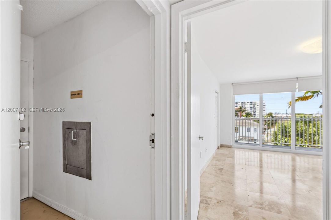 Recently Sold: $569,000 (2 beds, 2 baths, 1360 Square Feet)