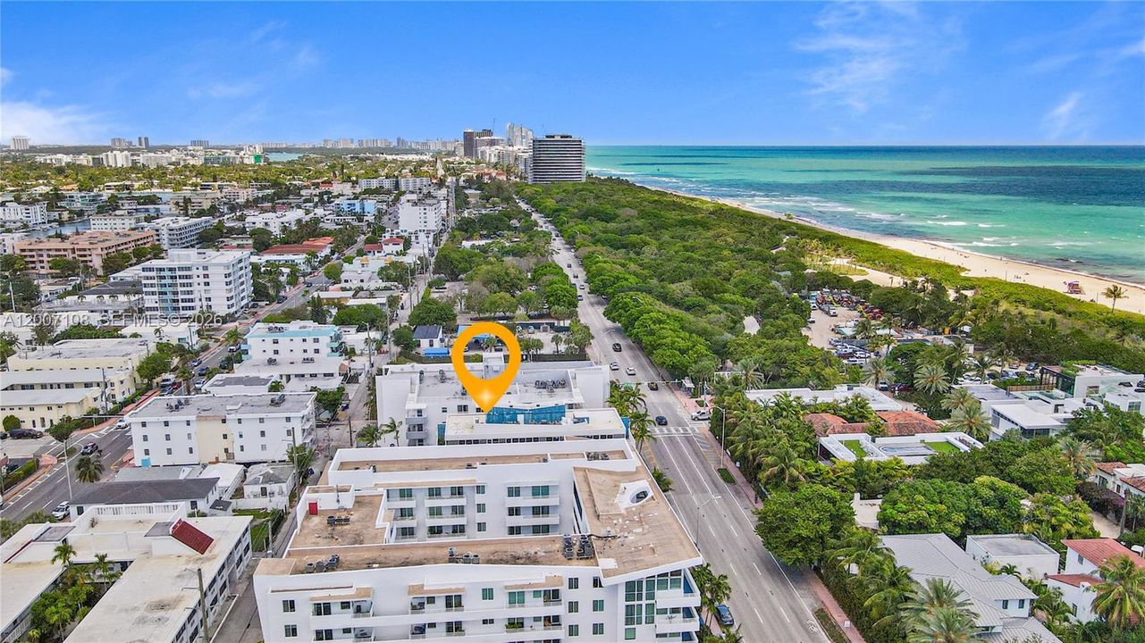 Recently Sold: $569,000 (2 beds, 2 baths, 1360 Square Feet)