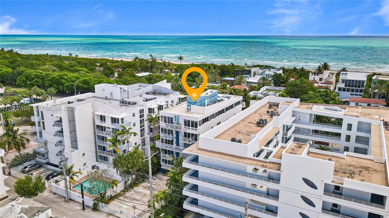 Recently Sold: $569,000 (2 beds, 2 baths, 1360 Square Feet)