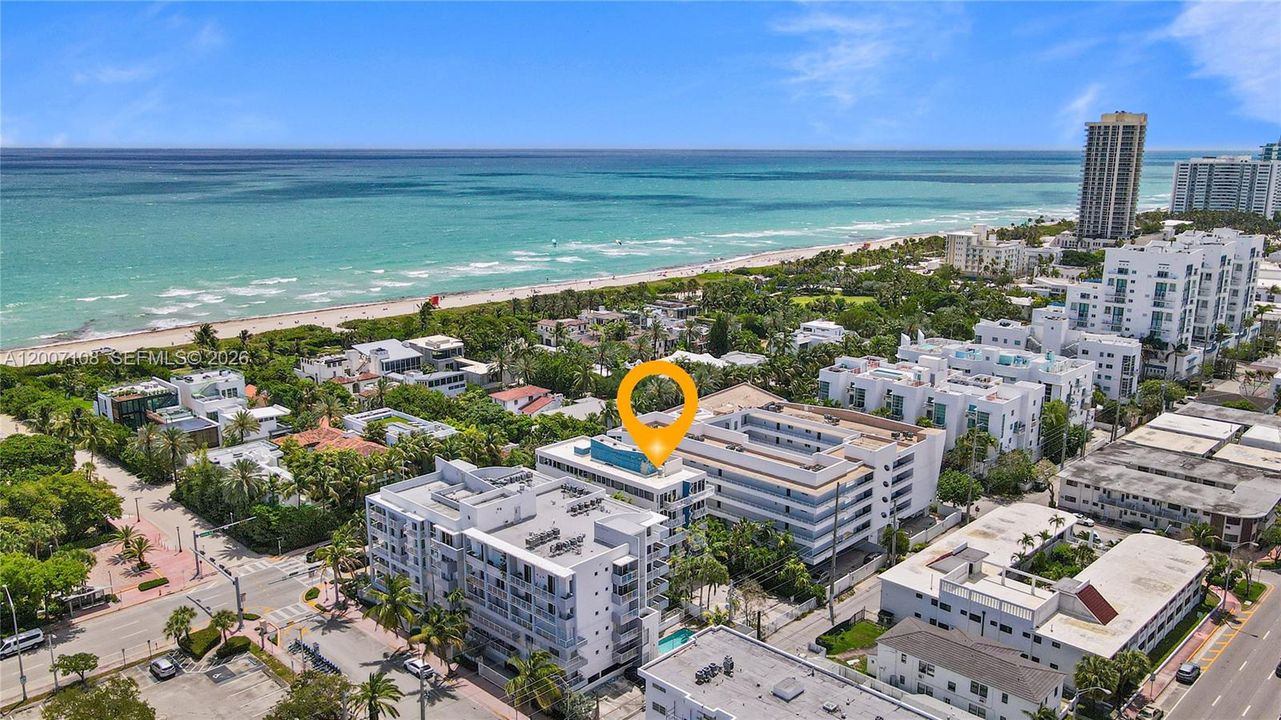 Recently Sold: $569,000 (2 beds, 2 baths, 1360 Square Feet)