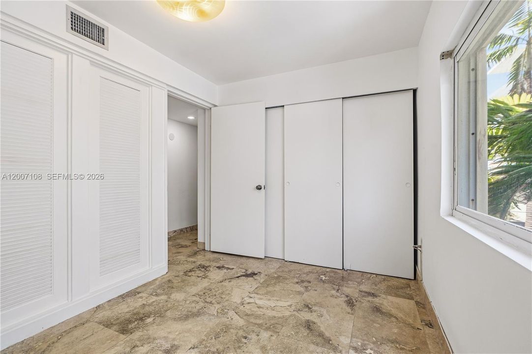 Recently Sold: $569,000 (2 beds, 2 baths, 1360 Square Feet)