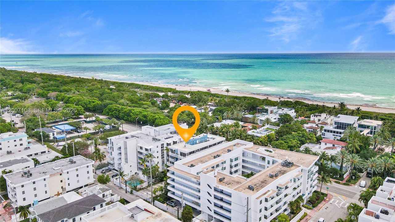 Recently Sold: $569,000 (2 beds, 2 baths, 1360 Square Feet)