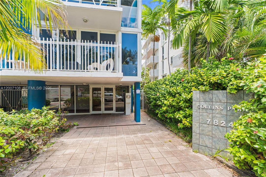 Recently Sold: $569,000 (2 beds, 2 baths, 1360 Square Feet)