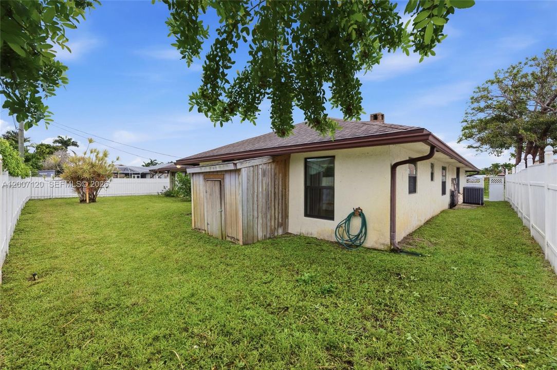 Недавно продано: $499,000 (3 спален, 2 ванн, 1766 Квадратных фут)