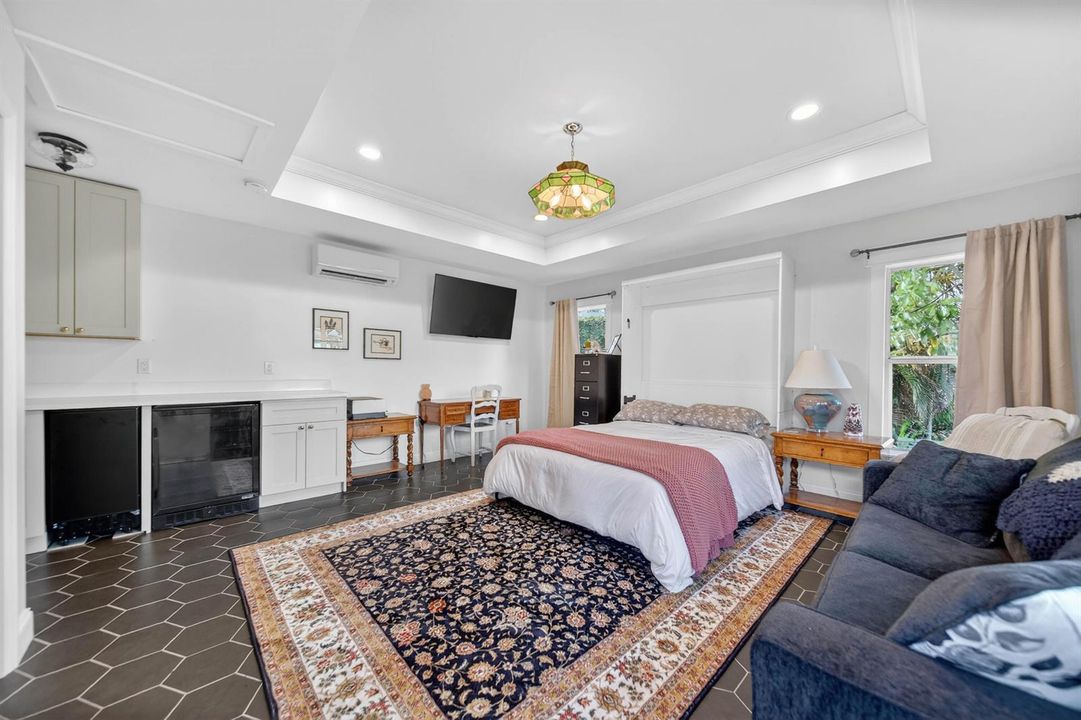 guesthouse1.jpg-FULL