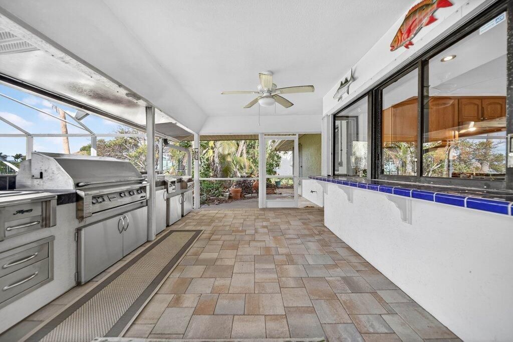 outdoorkitchen2.jpg-SMALL