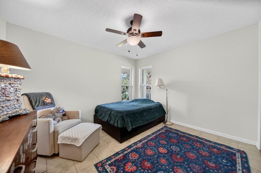 guest1.jpg-SMALL