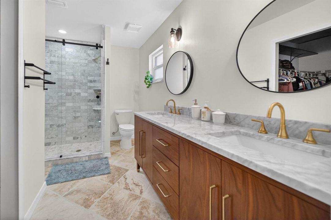 primarybath1.jpg-FULL