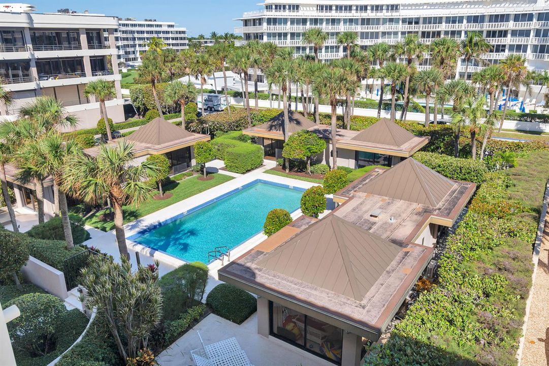 Heated pool