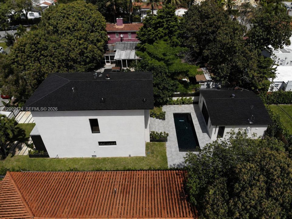 Recently Sold: $1,699,000 (4 beds, 4 baths, 2324 Square Feet)