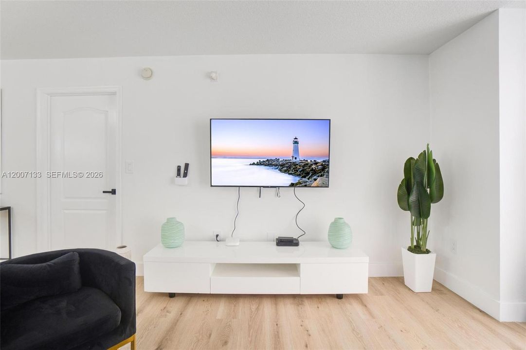 Vendido Recientemente: $525,000 (1 camas, 1 baños, 778 Pies cuadrados)