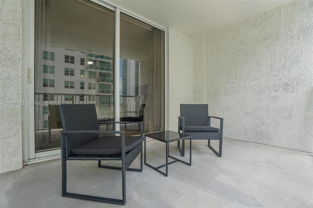 Vendido Recientemente: $525,000 (1 camas, 1 baños, 778 Pies cuadrados)