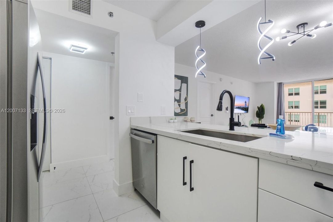 Vendido Recientemente: $525,000 (1 camas, 1 baños, 778 Pies cuadrados)