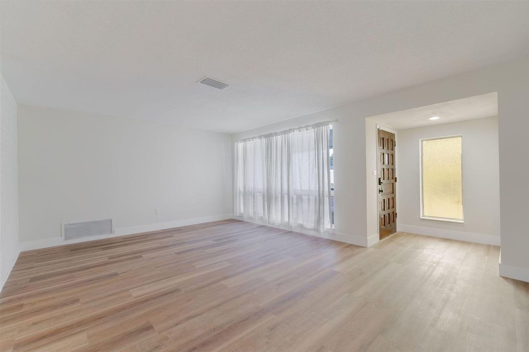 7-web-or-mls-DSC03713