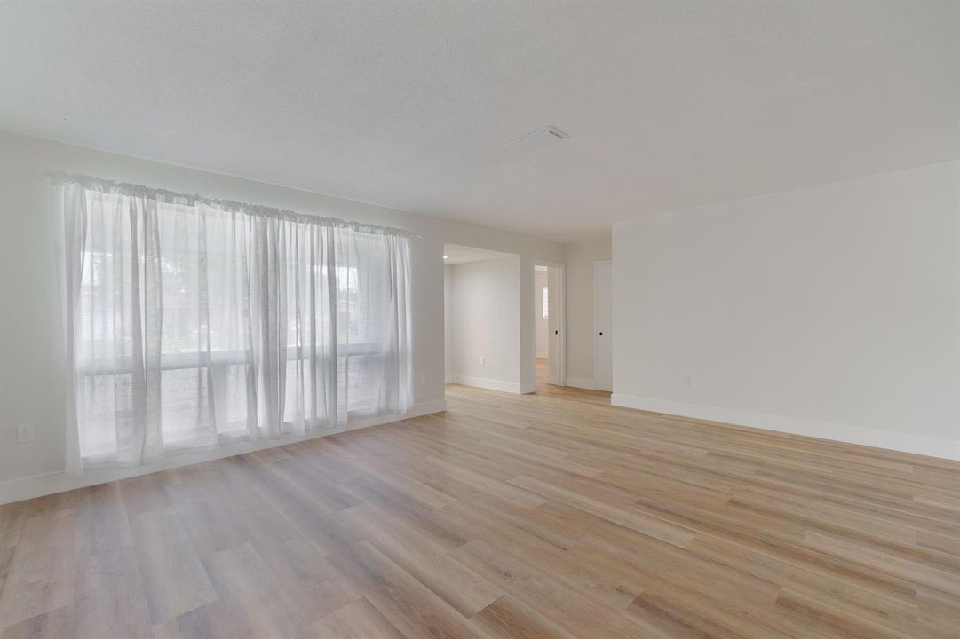 8-web-or-mls-DSC03719