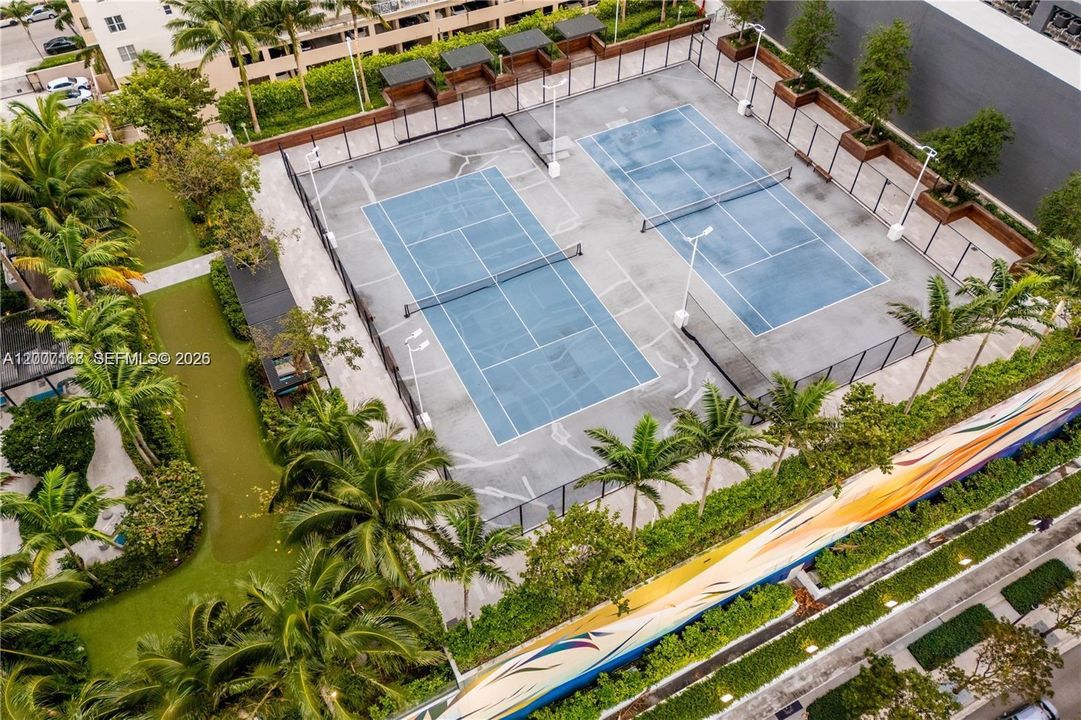 En Venta: $1,040,000 (2 camas, 3 baños, 1143 Pies cuadrados)