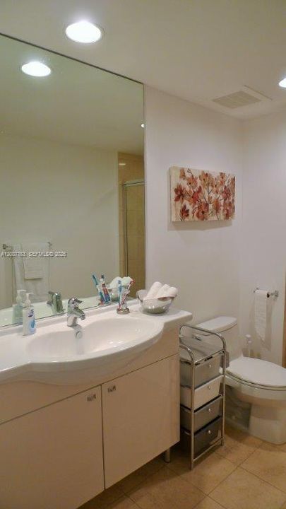 En Venta: $639,000 (1 camas, 1 baños, 811 Pies cuadrados)