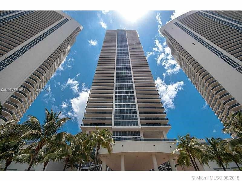 En Venta: $639,000 (1 camas, 1 baños, 811 Pies cuadrados)