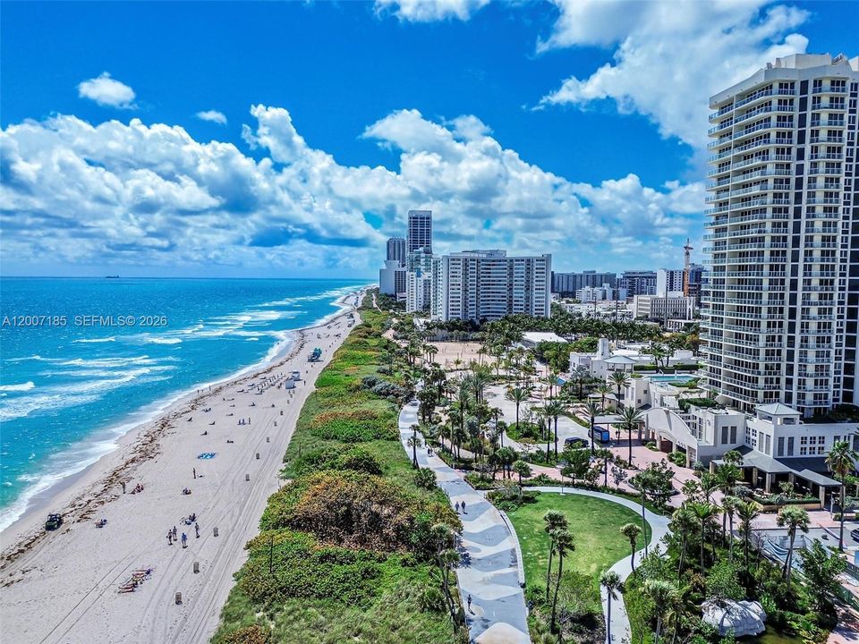 Active With Contract: $195,000 (1 beds, 1 baths, 770 Square Feet)