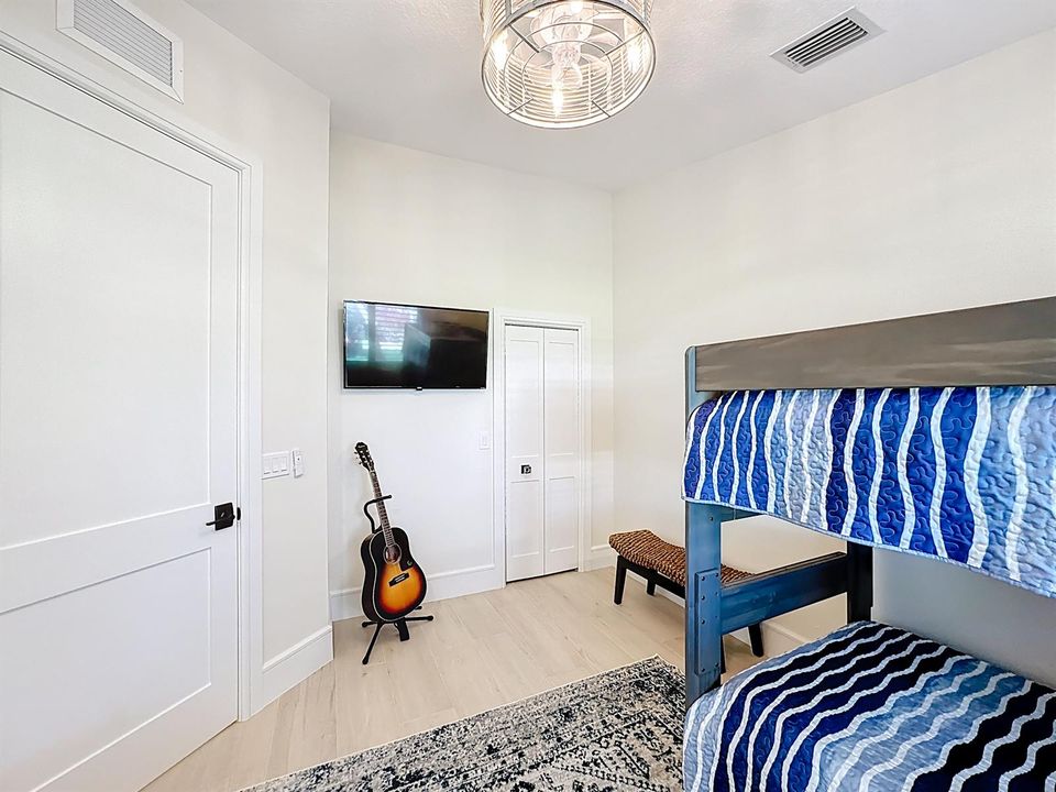 208 River Walk-56