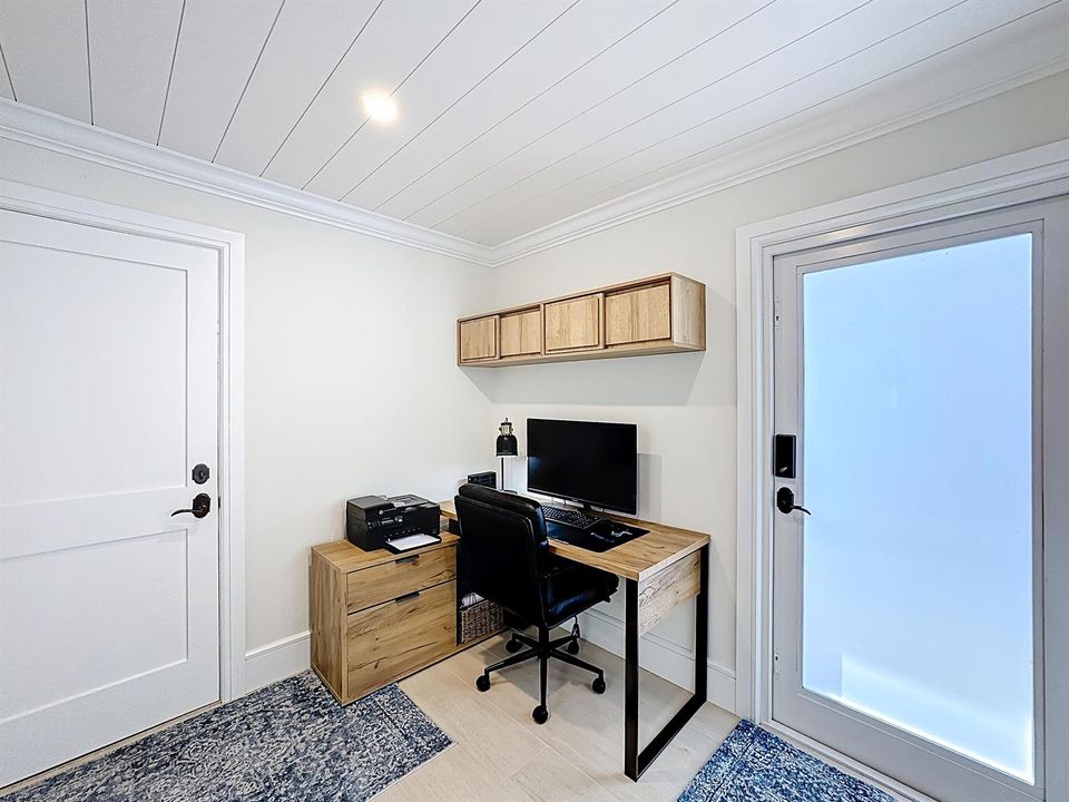 208 River Walk-44