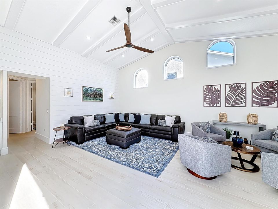 208 River Walk-25