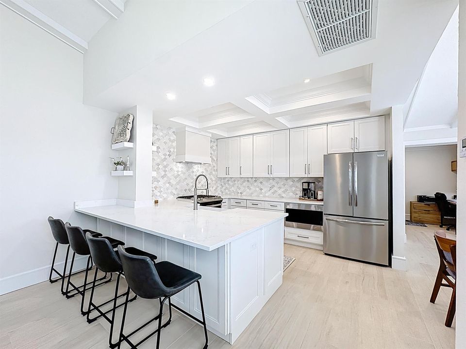 208 River Walk-34