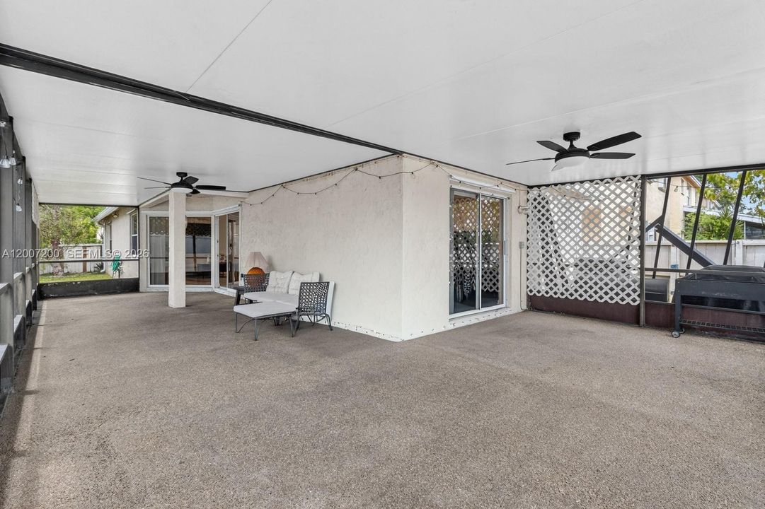 Active With Contract: $3,500 (3 beds, 2 baths, 1304 Square Feet)