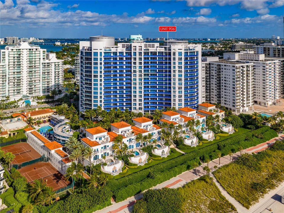 На продажу: $8,250,000 (4 спален, 5 ванн, 4135 Квадратных фут)