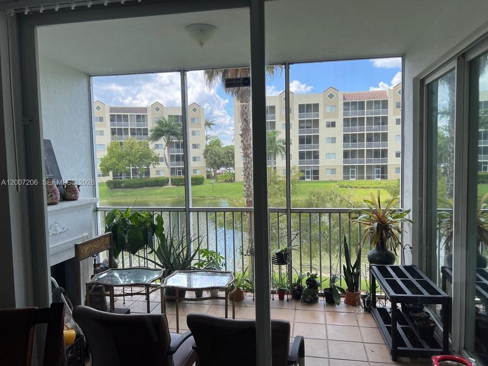 En Venta: $475,000 (3 camas, 2 baños, 1710 Pies cuadrados)