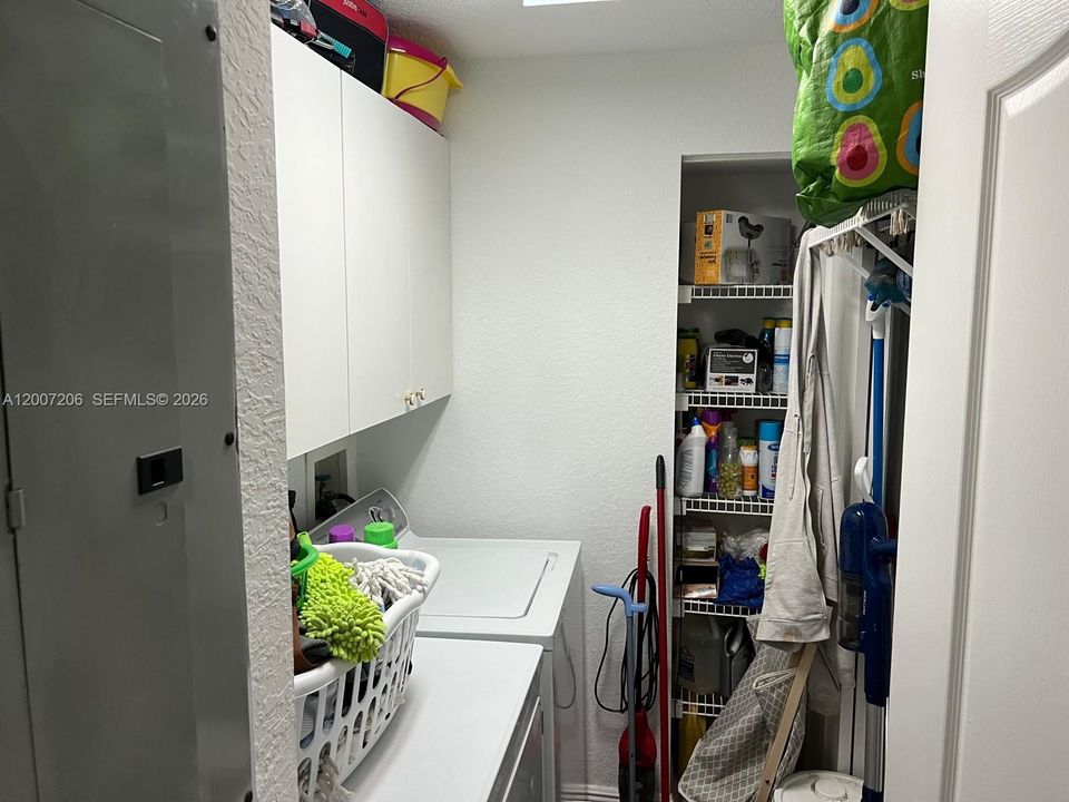 En Venta: $475,000 (3 camas, 2 baños, 1710 Pies cuadrados)