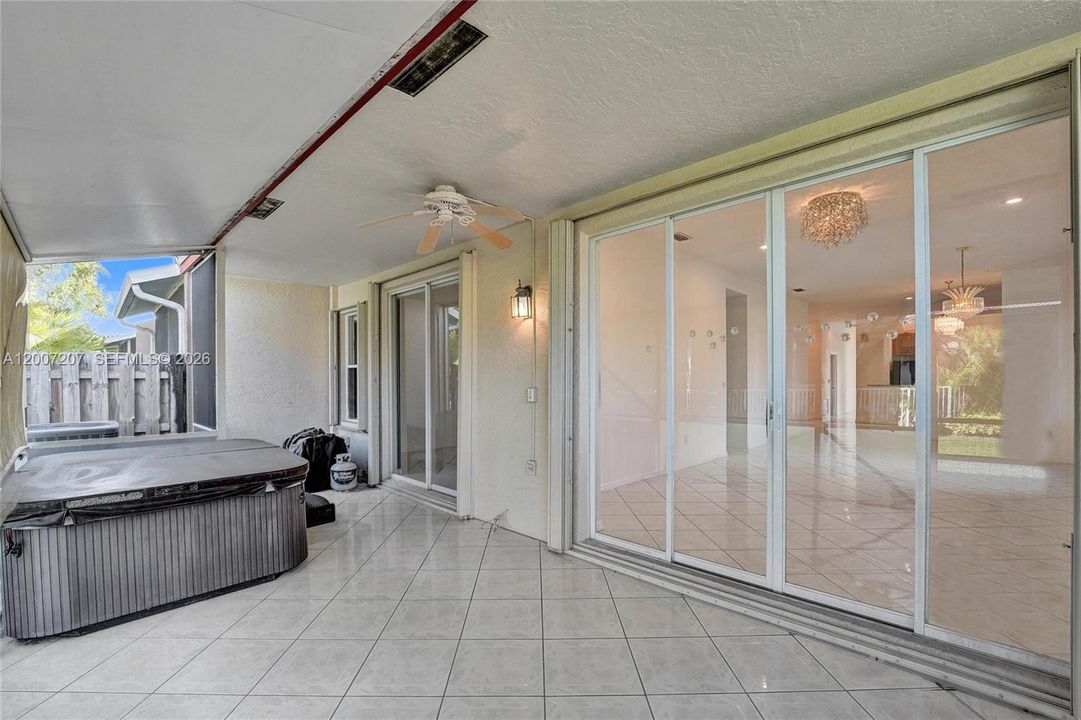 En Venta: $399,900 (3 camas, 2 baños, 1743 Pies cuadrados)